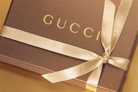 gucci aperto oggi